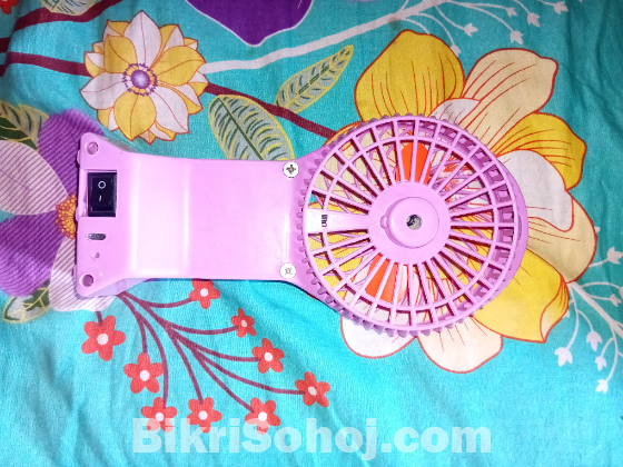 Rechargeable fan